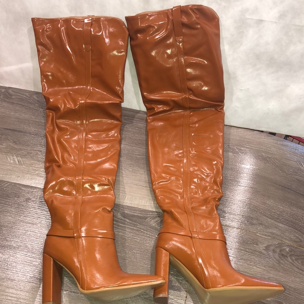 Missguided Tan Over the Knee Western Cowgirl Boots with Pointed Toe New NWOB